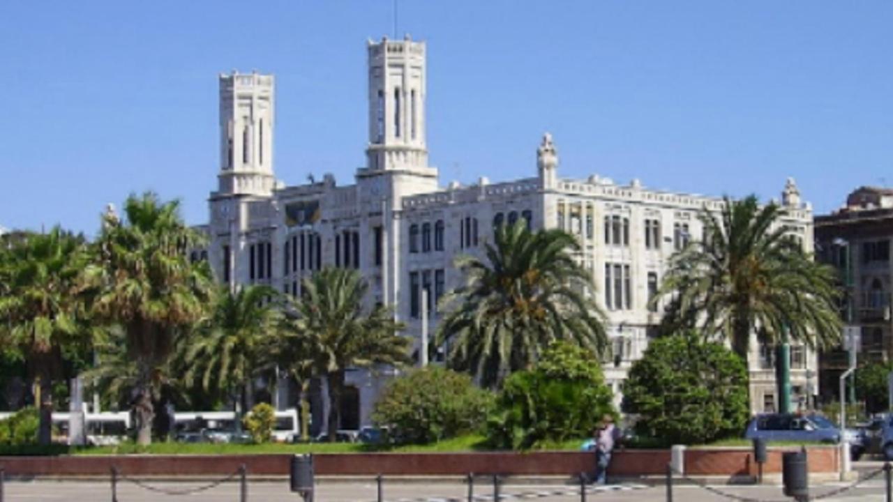Sailing Lägenhet Cagliari Exteriör bild